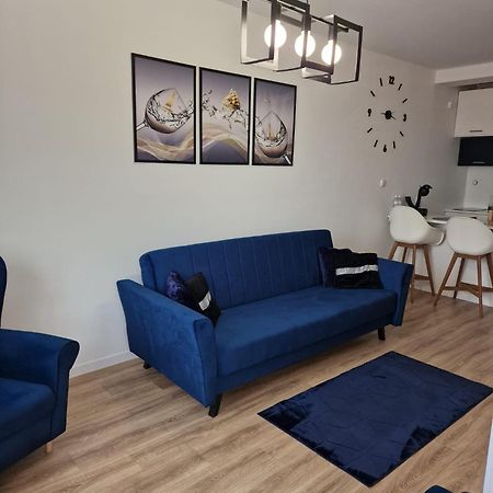 קונין Apartament W Koninie Przy Ul. Wiosny Ludow מראה חיצוני תמונה