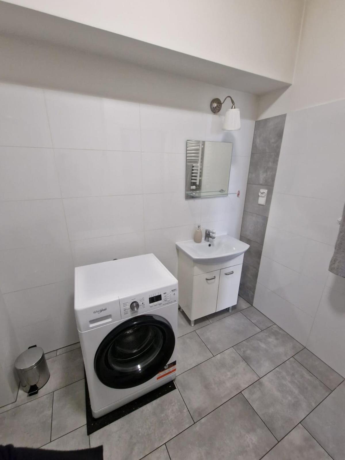 קונין Apartament W Koninie Przy Ul. Wiosny Ludow מראה חיצוני תמונה